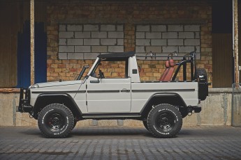 1-001-Convertible-Mercedes-G-250-086737