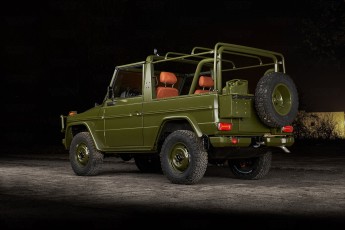 2A-009-Convertible-Mercedes-G-250-080272
