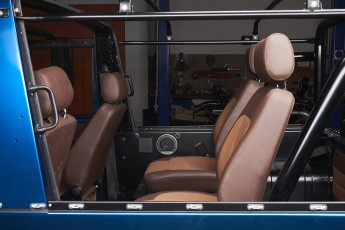 2A-036-Convertible-Mercedes-G-250-069666