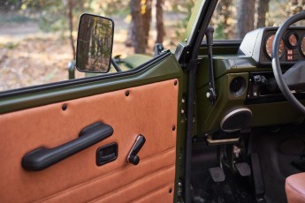 2B-049-Convertible-Mercedes-G-250-080272