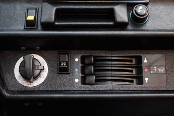 2B-062-Convertible-Mercedes-G-250-080272