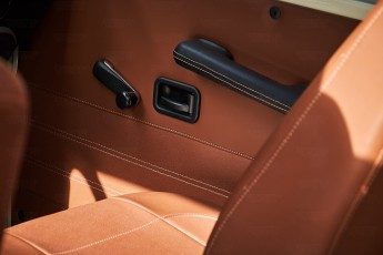 2B-064-Convertible-Mercedes-G-250-086737