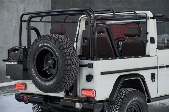 1-006-Convertible-Mercedes-G-250-080049