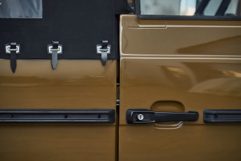 2B-037-Convertible-Mercedes-G-250-074671