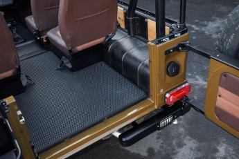 2B-053-Convertible-Mercedes-G-250-074671