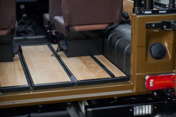 2B-054-Convertible-Mercedes-G-250-074671