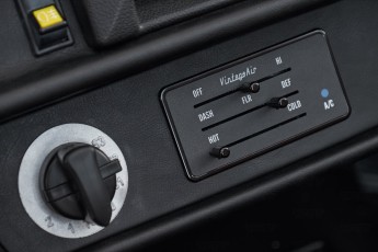 2B-084-Convertible-Mercedes-G-250-080049