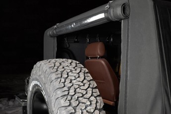 2A-024-Convertible-Mercedes-G-250-080080