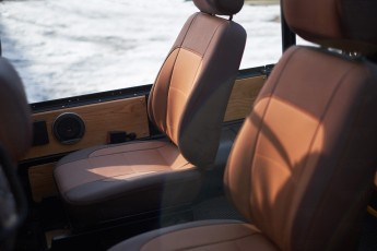 2B-036-Convertible-Mercedes-G-250-080080