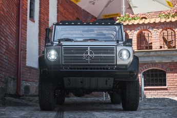 2B-002-Convertible-Mercedes-G-250-083940-org