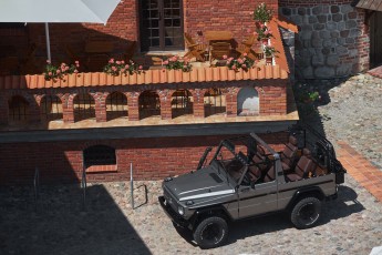 2B-008-Convertible-Mercedes-G-250-083940-org