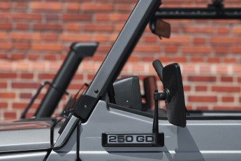 2B-015-Convertible-Mercedes-G-250-083940-org