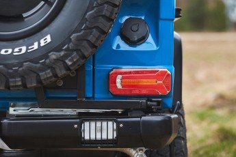 2B-025-Convertible-Mercedes-G-250-068242-org