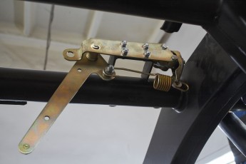 3-138-Convertible-Mercedes-G-250-068316orgm