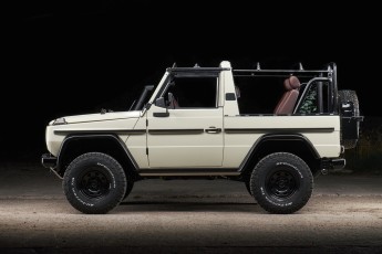 1-002-Convertible-Mercedes-G-250-087653
