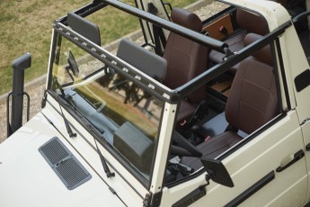 1-007-Convertible-Mercedes-G-250-087653