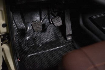 2A-064-Convertible-Mercedes-G-250-087173