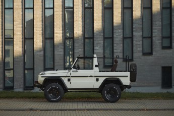 2B-001-Convertible-Mercedes-G-250-073773