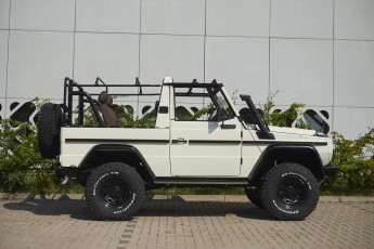 2B-001-Convertible-Mercedes-G-250-087653