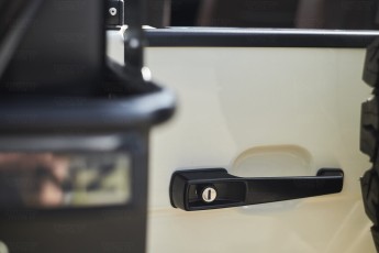 2B-023-Convertible-Mercedes-G-250-087653