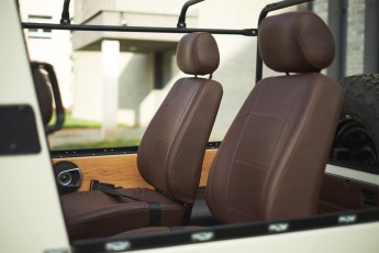 2B-030-Convertible-Mercedes-G-250-073773 (1)