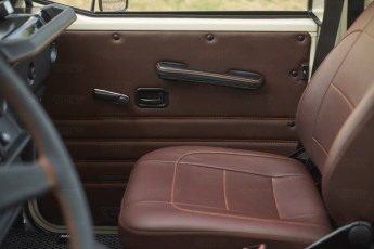 2B-032-Convertible-Mercedes-G-250-087653