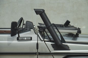 2B-033-Convertible-Mercedes-G-250-089361