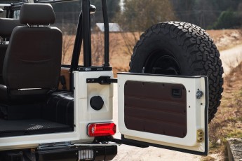 2B-036-Convertible-Mercedes-G-250-079112