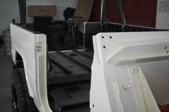 3-027-Convertible-Mercedes-G-250-079112