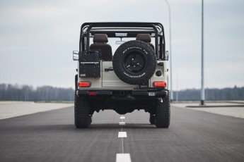 2B-003-Convertible-Mercedes-G-250-077778