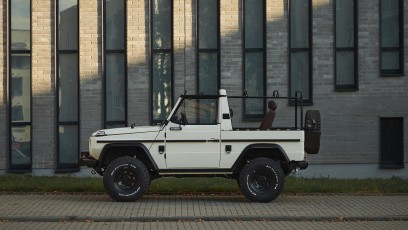 1-006-Convertible-Mercedes-G-250-073773