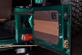 2A-029-Convertible-Mercedes-G-250-070192