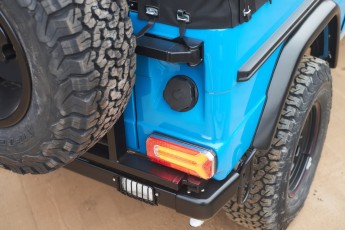 2B-016-Convertible-Mercedes-G-250-089968