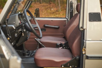 2B-032-Convertible-Mercedes-G-250-091413