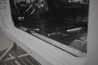 3-043-Convertible-Mercedes-G-250-070192