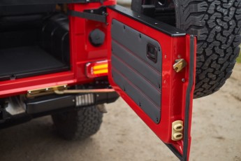 2B-043-Convertible-Mercedes-G-250-086494