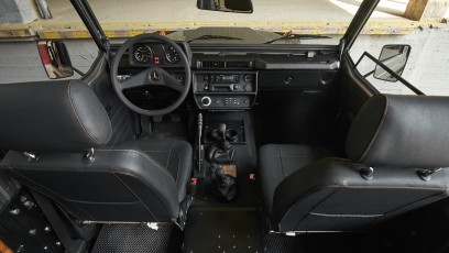 1-004-Convertible-Mercedes-G-250-070868