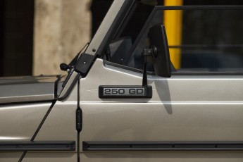 2B-016-Convertible-Mercedes-G-250-070868