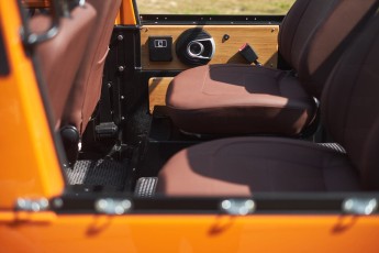 2B-024-Convertible-Mercedes-G-250-079258