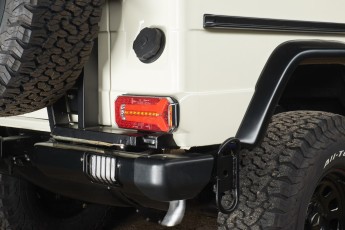 2A-021-Convertible-Mercedes-G-250-084177org