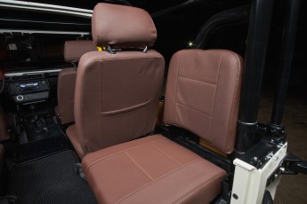 2A-025-Convertible-Mercedes-G-250-084177org