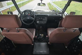 2B-037-Convertible-Mercedes-G-250-084177org