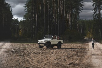 2B-000-Convertible-Mercedes-G-250-086775