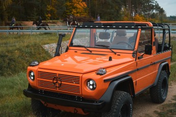 2B-011-Convertible-Mercedes-G-250-067572