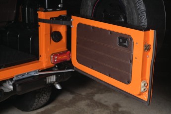 2A-028-Convertible-Mercedes-G-250-082383