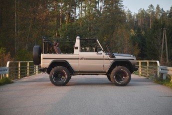 2B-001-Convertible-Mercedes-G-250-089168