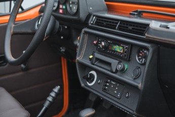 2B-030-Convertible-Mercedes-G-250-082383