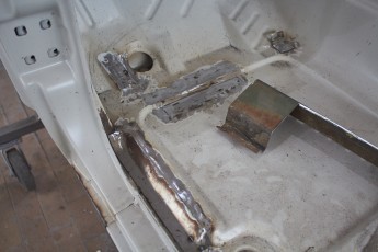 3-039-Convertible-Mercedes-G-250-078758