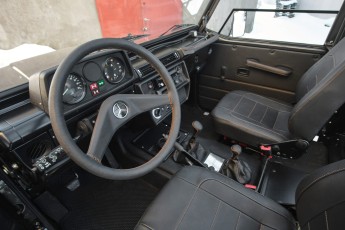 2B-034-Convertible-Mercedes-G-250-072376