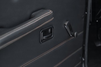 2B-038-Convertible-Mercedes-G-250-072376